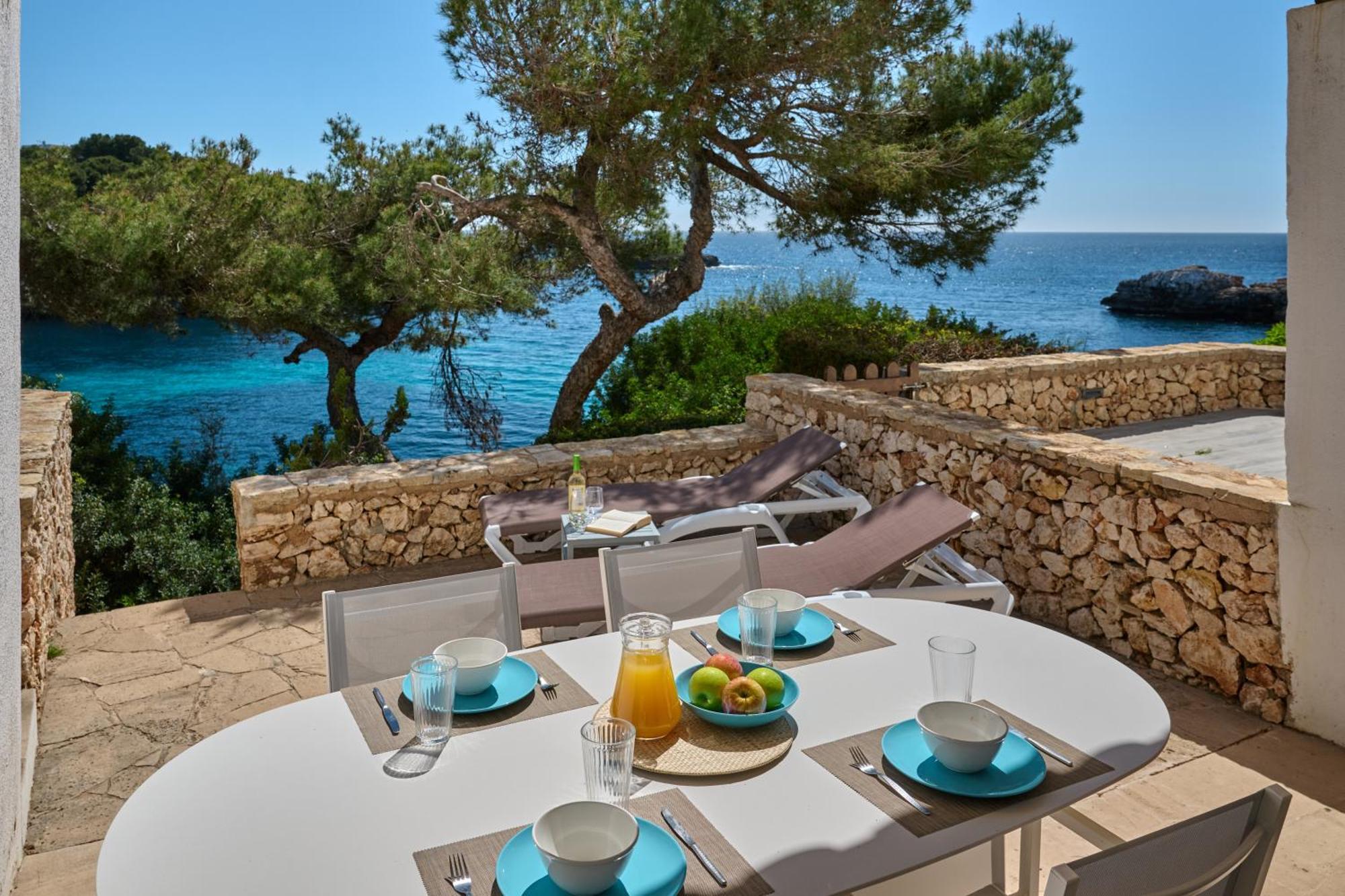 Waterfront Apartment 'Maria'. Pool. Wifi Santanyí Eksteriør billede